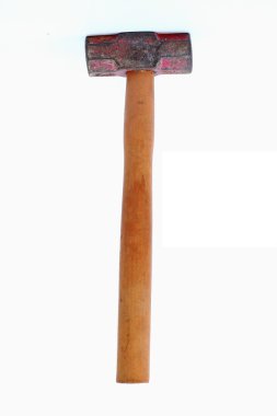 Beyaz arkaplanda çekiç