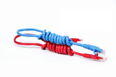 usb kablosu beyaz arkaplanda izole edildi