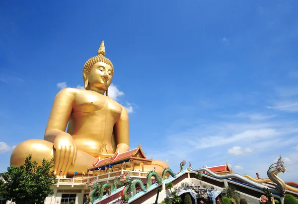 Grande Buddha nel tempio della Thailandia — Foto Stock