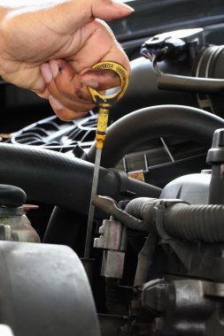mekanik kontrol motor yağı