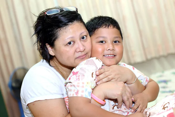 Asian mother and son. — Stock Photo, Image