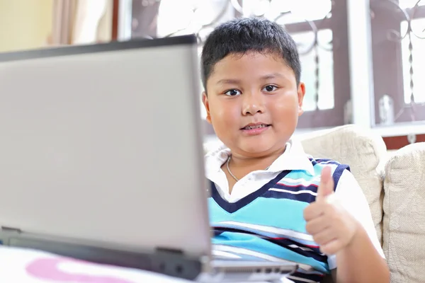 Asian boys. Playing labtop — Stock Photo, Image