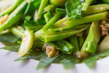 Domuz eti Stir Fried kale