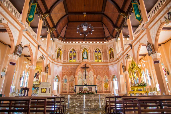 Het prachtige interieur van de kerk — Stockfoto