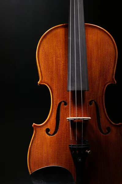 Violino com fundo preto — Fotografia de Stock