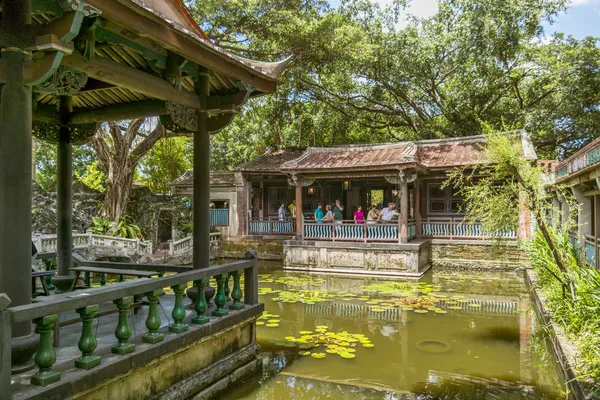 Ben-yuan lin aile Konağı ve Bahçe görme görünümü, lili havuzunu kapatıncaya kadar görünümü