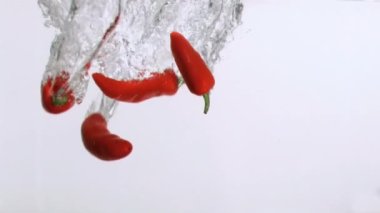 Süper ağır çekim sıçramasına, kırmızı biber