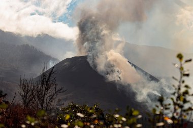 Cumbre Vieja Volkanı 'nın patlaması. La Palma.