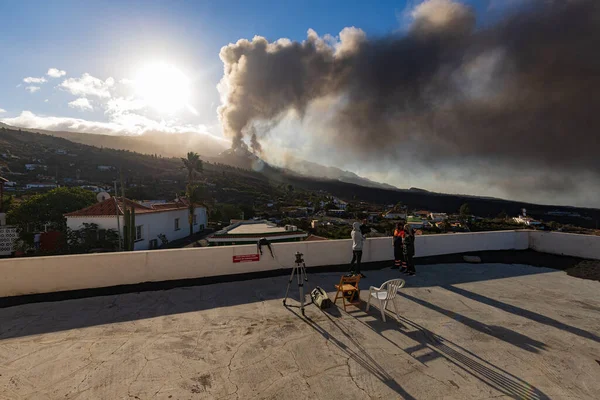La Palma, Kanarya Adaları - 11 Kasım 2021. Cumbre Vieja Volkanı 'nın patlaması. La Palma.