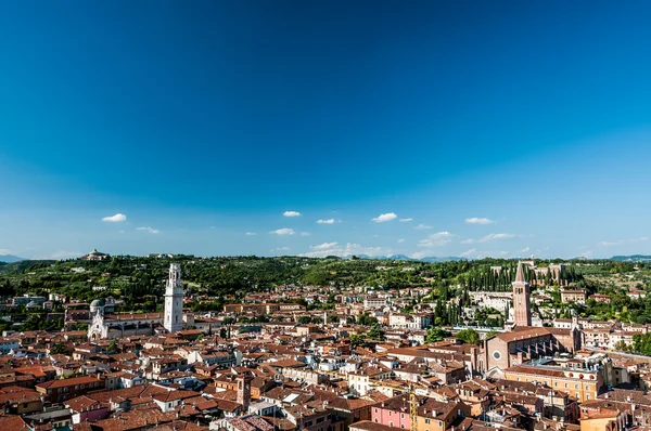 Verona şehir, Kuzey İtalya etmek görünüm — Stok fotoğraf