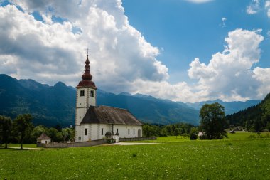 dağ Kilisesi, julian alps