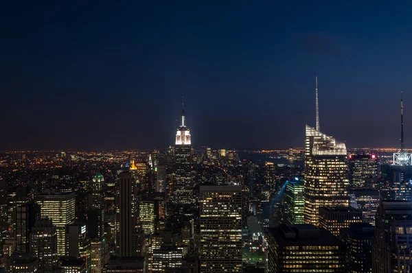 Vista nocturna de Manhattan . — Foto de Stock