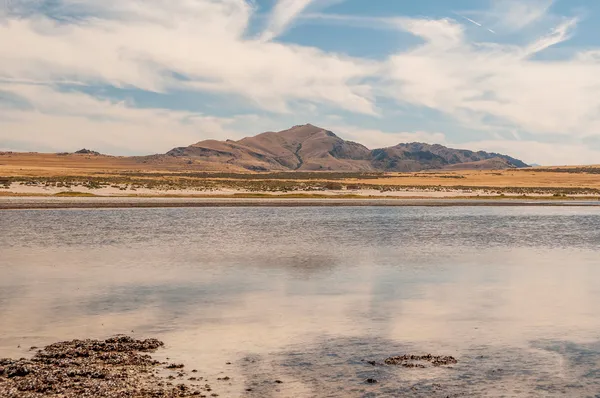 Gran paisaje de lago salado . — Foto de Stock