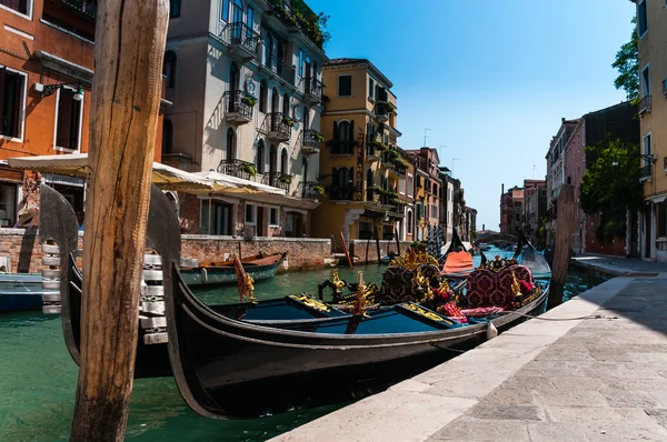 Gôndola veneziana, Veneza, Itália . — Fotografia de Stock
