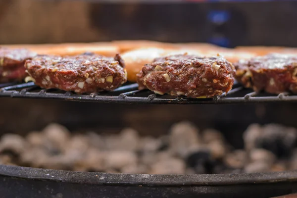 Parrilla de hamburguesa de carne — Foto de Stock