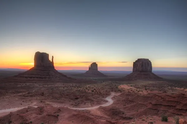 Monument valley tatil hedef aydınlatmalı sunrise tarafından