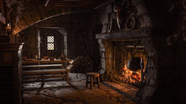 3D bir ortaçağ taverna barının büyük açık şöminesi ve şöminenin üzerinde pişirme kabı var..