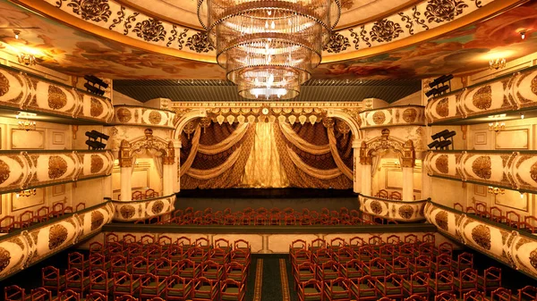 Boş sahnesi ve koltukları olan eski bir opera salonu. 3B görüntüleme.