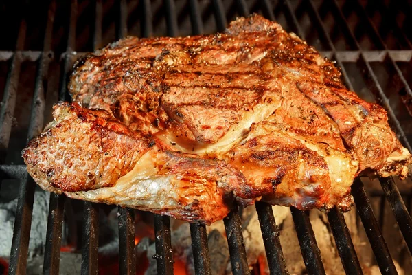Bistecca di filetto di carne alla griglia — Foto Stock