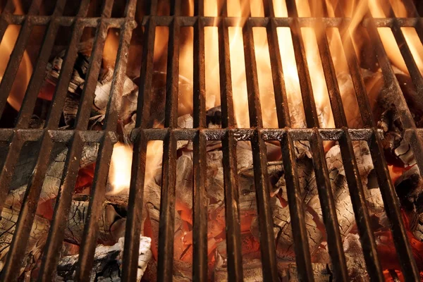 Parrilla de barbacoa caliente y carbón brillante XXXL — Foto de Stock