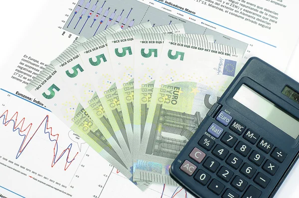 Nieuwe 2013 vijf euro bankbiljetten economie concept — Stockfoto