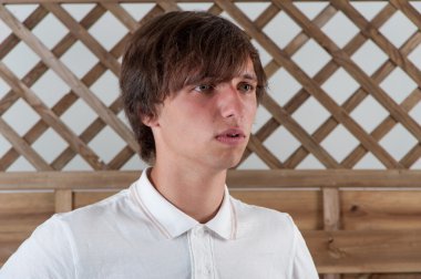 Şaşırdım genç adam.