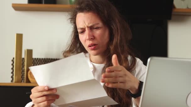 Upset Stressed Young Woman Feel Frustrated Reading Bad News Receiving — Vídeo de Stock