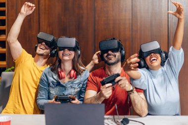 influencers bloggers gaming online using 3D glasses