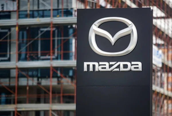 Bucarest Romania Dicembre 2021 Logo Del Marchio Mazda Visibile Uno — Foto Stock