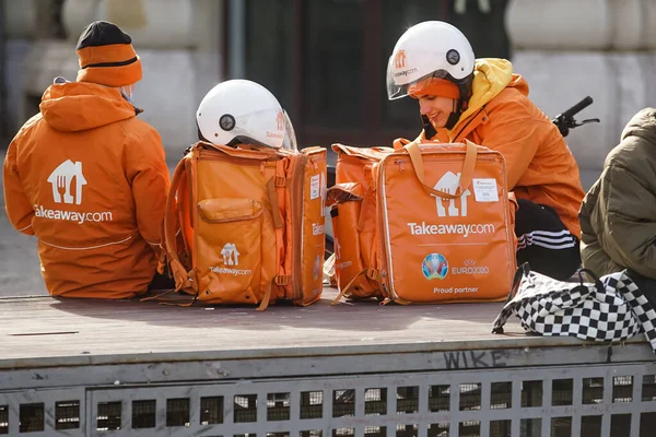 Bukarest Rumänien Januar 2022 Zwei Imbissbuden Stehen Der Nähe Eines — Stockfoto