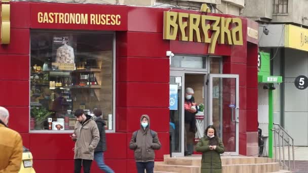 Bükreş Romanya Mart 2022 Romanya Rus Yemeği Satan Berezka Mağazasından — Stok video