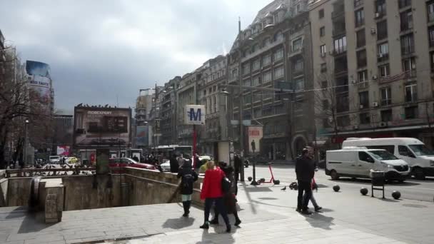 Bukarest Románia 2022 Március Piata Romana Metróállomás Felszíni Bejárata Bukarestben — Stock videók