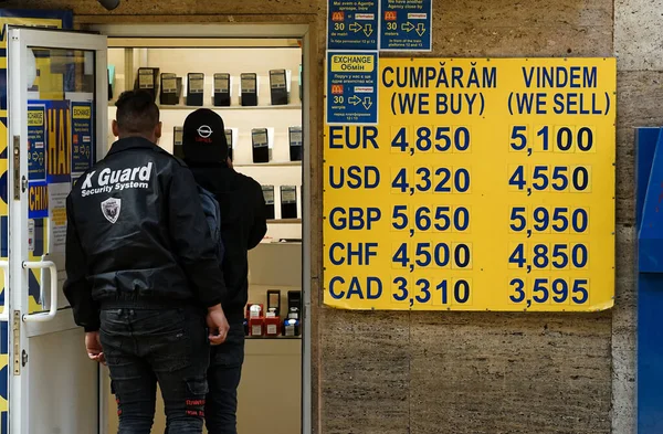 Bucarest Rumania Abril 2022 Tipo Cambio Del Leu Euro Que — Foto de Stock