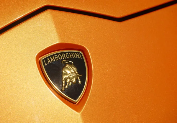 Bucarest Rumania Mayo 2020 Lamborghini Urus Naranja Esta Imagen Solo — Foto de Stock