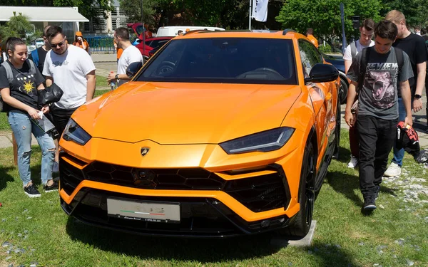 Bukarest Rumänien Mai 2020 Ein Orangefarbener Lamborghini Urus Dieses Bild — Stockfoto