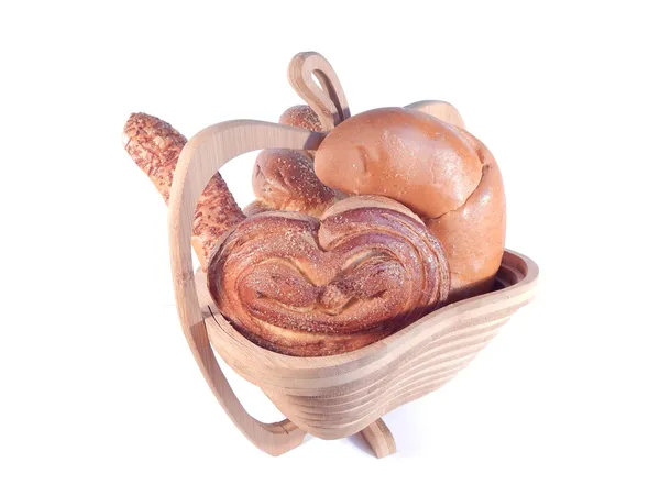 Pão em uma tigela de madeira — Fotografia de Stock