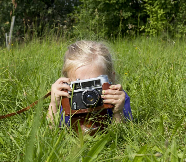 Girl photographer — Stock Photo, Image