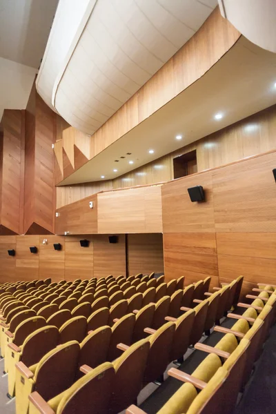 Interior de un gran teatro — Foto de Stock