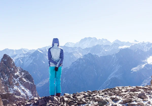 Férias activas de Inverno, esqui e snowboard — Fotografia de Stock