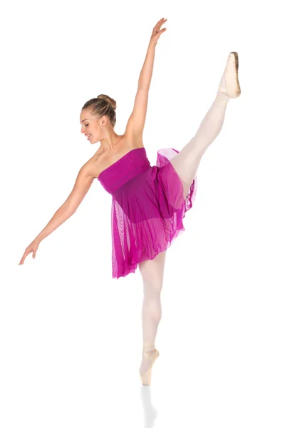 Kvinnliga balettdansös — Stockfoto