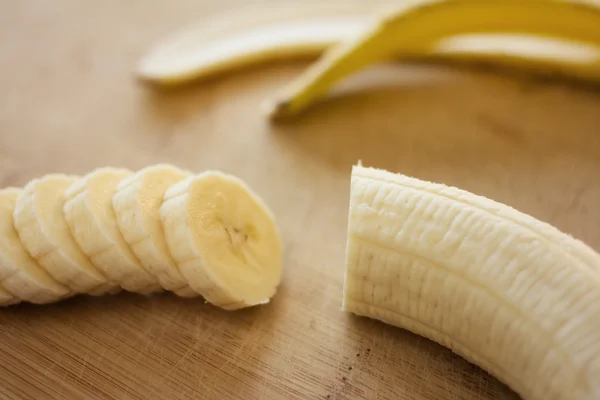 Bananas biológicas cortadas — Fotografia de Stock