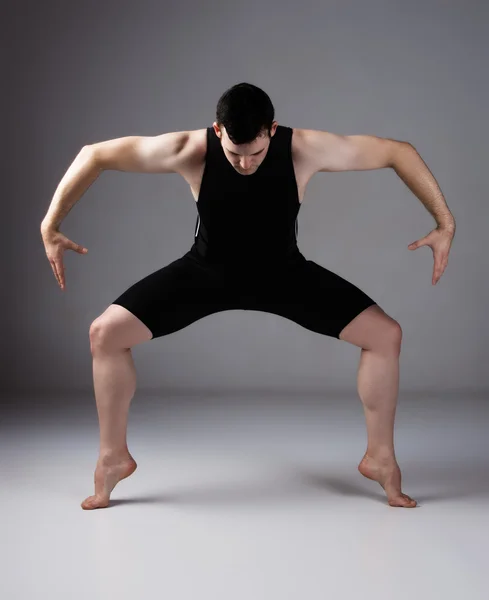 Volwassen mannelijke danser — Stockfoto