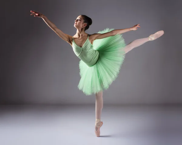 Female ballet dancer — Stock Photo, Image