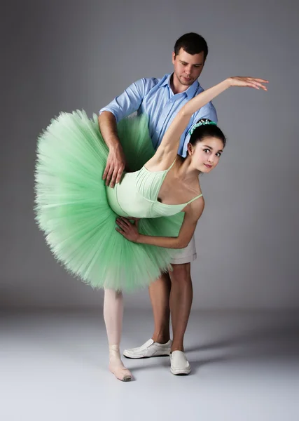 Dançarina de ballet feminina — Fotografia de Stock