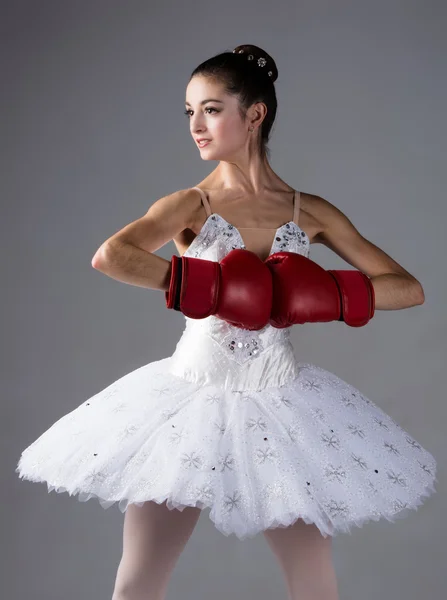 Female ballet dancer — Stock Photo, Image