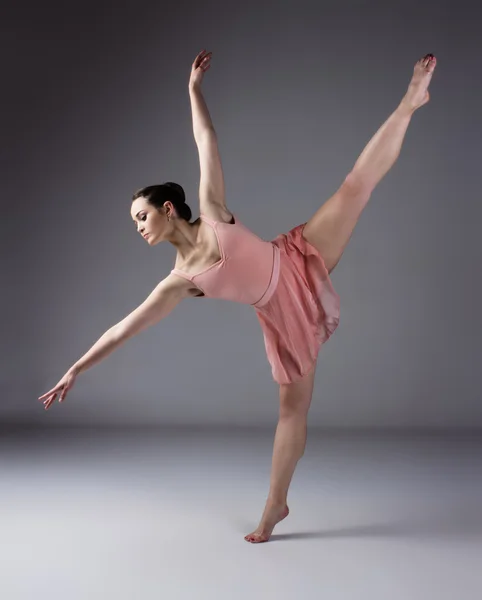 Female ballet dancer — Stock Photo, Image
