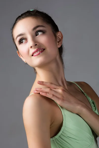 Ballerina di danza femminile — Foto Stock