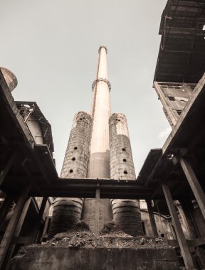 Kıyamet kalıntıları harap