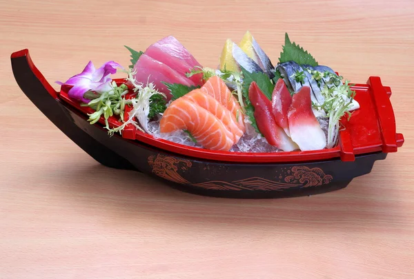Japanese sashimi boat set — Stock Photo, Image