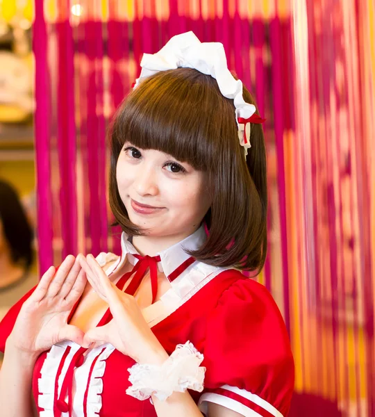 Lolita japonais style fille intérieur mignon cosplayer femme de ménage — Photo